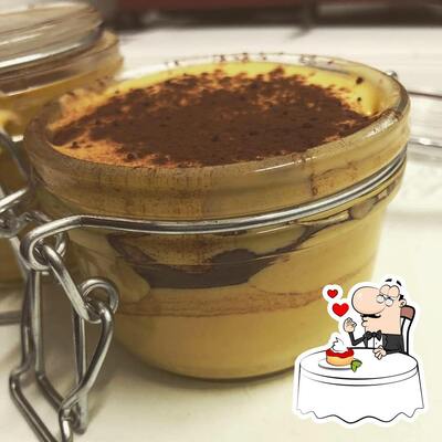 Meffe’s Cafe’ serve un'ampia varietà di dolci