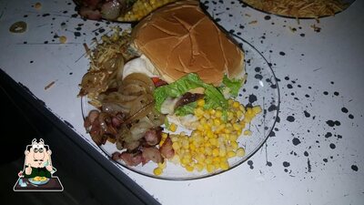 Platos en Smiley Sanduicheira