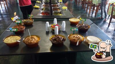Comida em Restaurante Ranchão