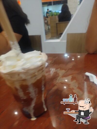 Sente em uma das mesas no Bob's Burger - Taguatinga Shopping