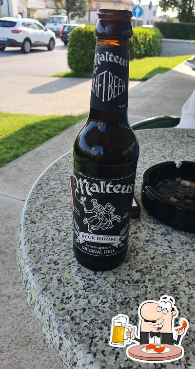 Degusta una birra con la cena