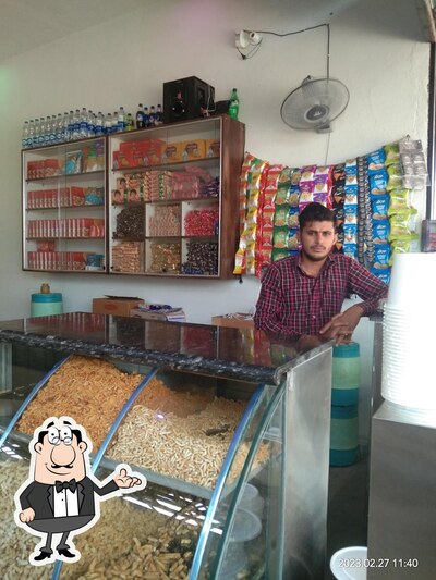 Check out how Jogniya Misthan Bhandar looks inside