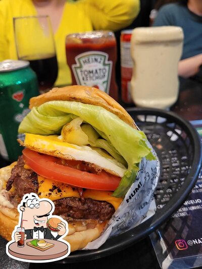 Experimente um hambúrguer no Nazaré Burguer