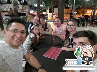 Veja imagens do exterior do Pizza Quadrada
