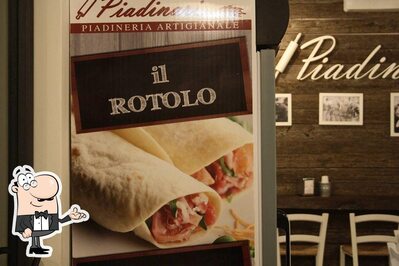 Dai un'occhiata agli interni di I Piadinari