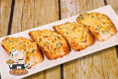 Order pizza at Food Box