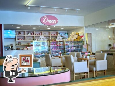 O interior do Donna Doceria