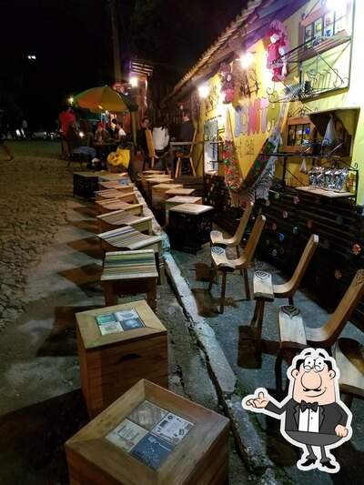 O interior do Pizzaria Serra Nostra