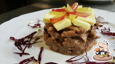 Osteria del Borgo Formigine offre un'ampia quantità di opzioni per gli amanti dell'hamburger