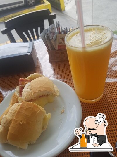 Você pode desfrutar de uma bebida do menu