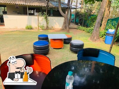 Enjoy a drink at NAANSENSE