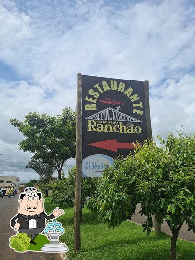 a área exterior é uma característica importante do Restaurante Ranchão