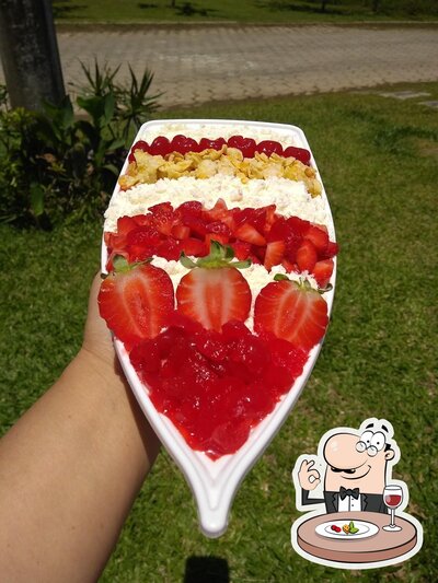 Comida em Amor de Mãe e Açaí Mix