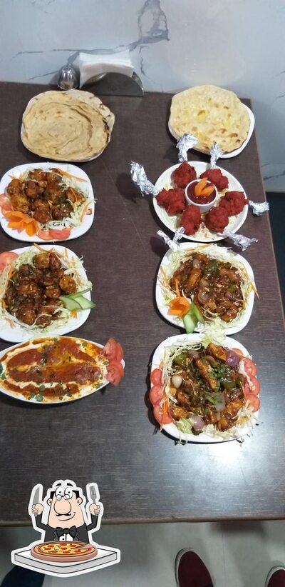 Pick different kinds of pizza