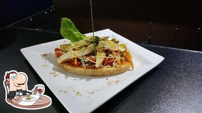 Nourriture à Restaurant 600