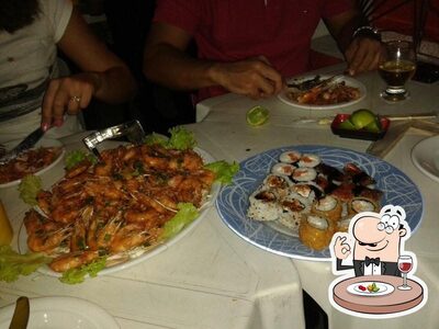 Platos en Tako -Sobral