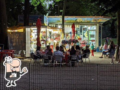 Dai un'occhiata agli interni di Chiosco Da Nicole