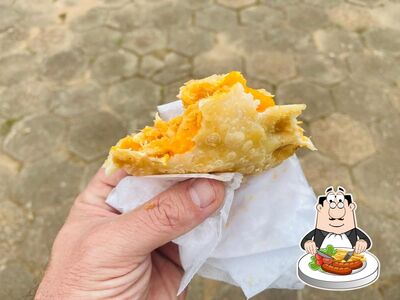 Comida em Pastelaria da Fia