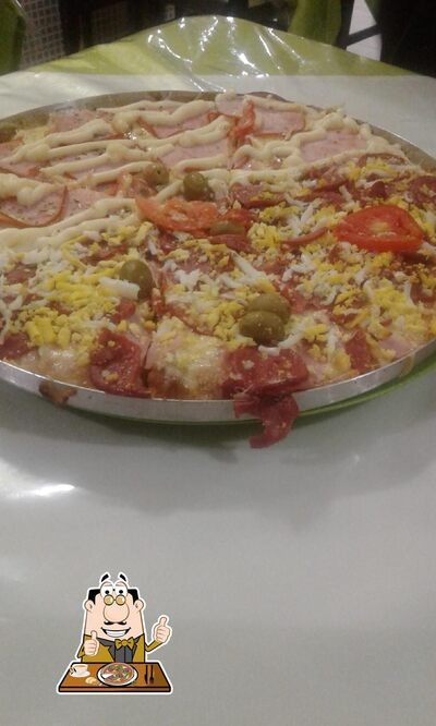 Peça diversos estilos de pizza