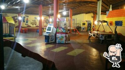Veja imagens do interior do Fun House Pizzaria
