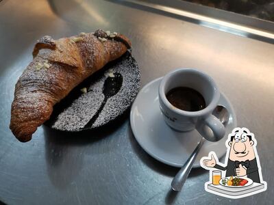 Platti al Caffe Roma