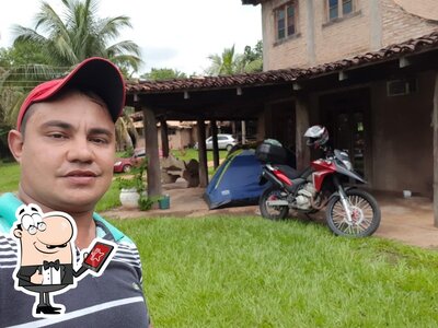 Veja imagens do exterior do Rancho Arara Azul