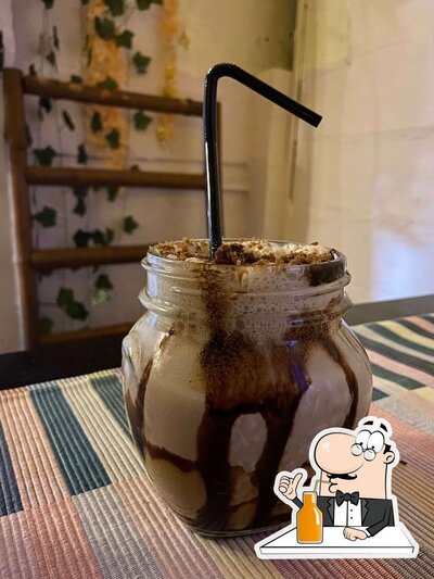 Cafe Tuktuk serves a variety of beverages