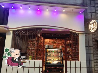 Check out how Baking Junction looks inside
