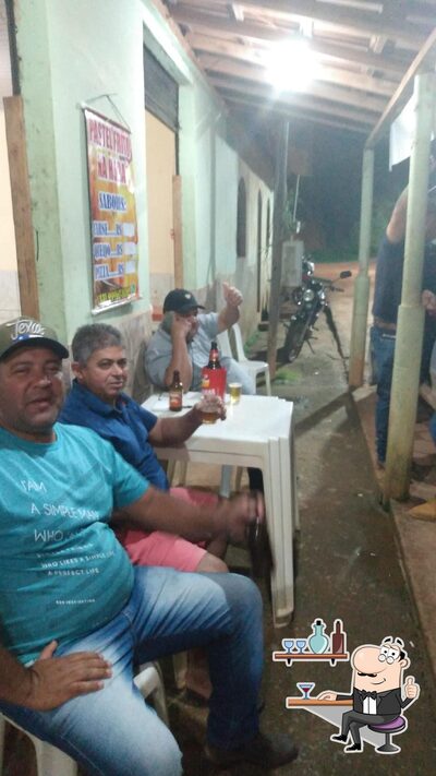 Veja imagens do interior do Bar do Culeiro/Rei do litrinho