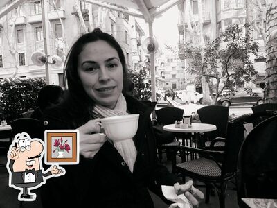 Dai un'occhiata agli interni di Il Cigno Caffè Pasticceria