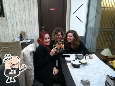 Dai un'occhiata agli interni di Ristocaffe