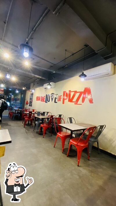 Check out how Pizza Hut Rupa Bhavani Rd, Solapur looks inside