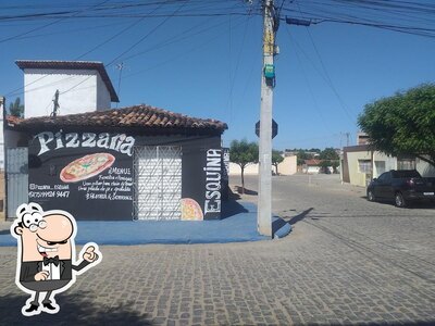 a área exterior é uma característica importante do Pizzaria Esquina