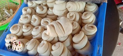 Food at Big size Roll
