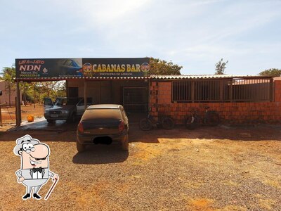 Você pode espairecer no na área externa do Cabana's bar