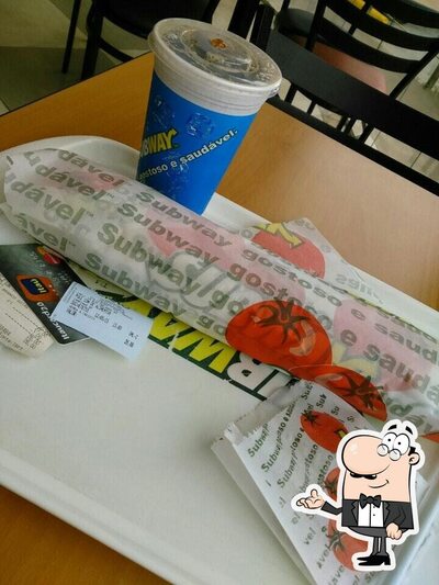 Veja imagens do interior do Subway