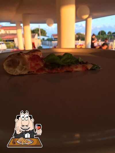 Prenditi tra le svariate varianti di pizza
