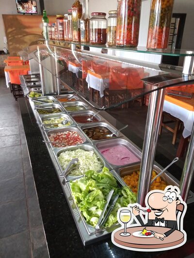 Comida em Restaurante Recanto do Sul