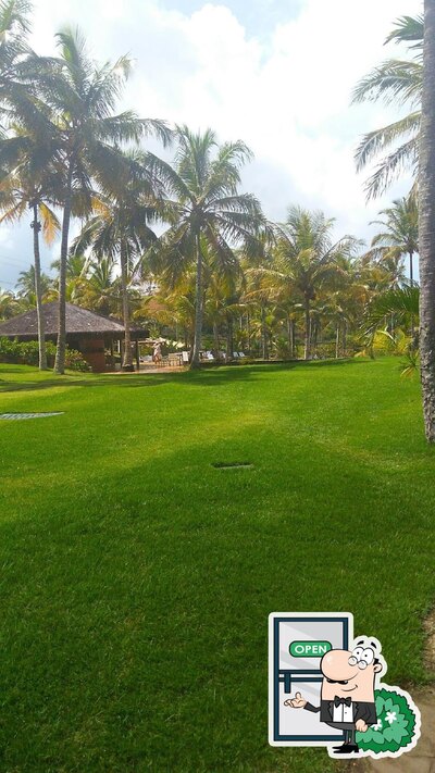 O exterior do Clube Condomínio Outeiro