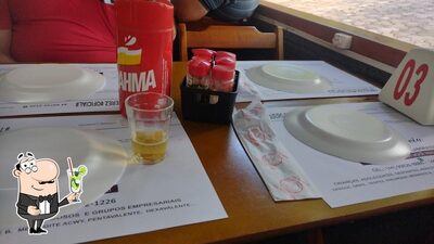 Você pode pedir uma bebida do menu
