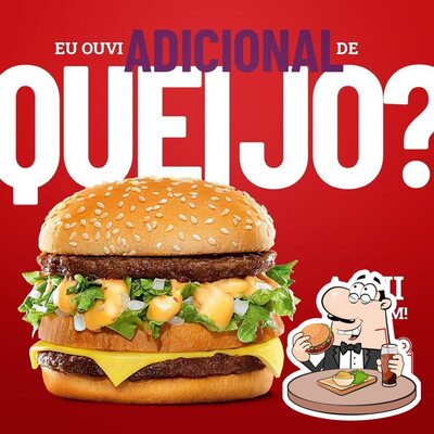 Delicie-se com um hambúrguer no Bob's Shakes - Rio Bonito