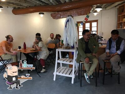 Check out how Metta Cafe looks inside