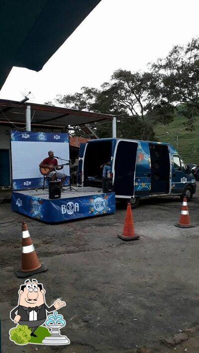 Você pode espairecer no na área externa do O Boteco Bar