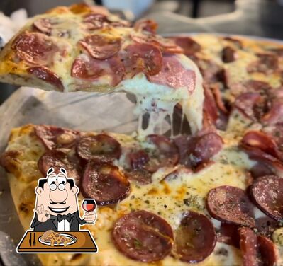 Peça diversos tipos de pizza