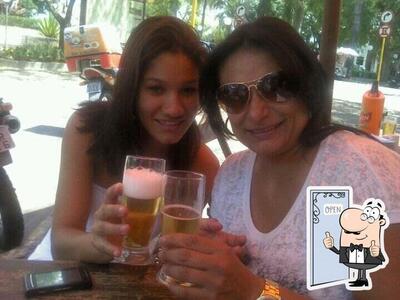 Desfrute de um drinque no Parreira