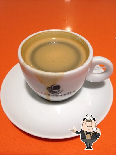 Desfrute de uma bebida no Café Conceito