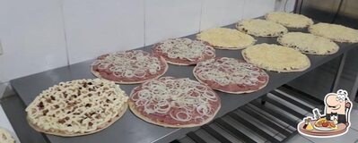 No Don Rafael Pizza Delivery Assis SP, você pode desfrutar de pizza