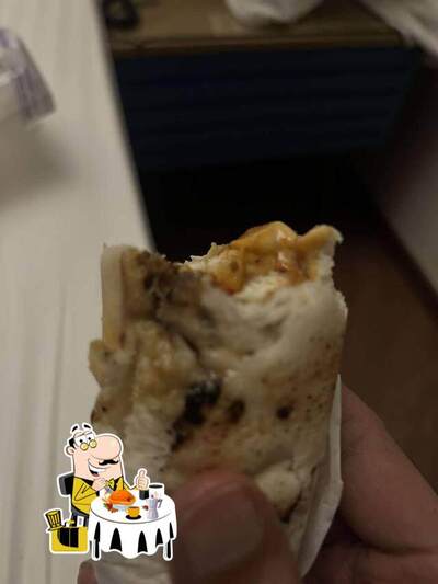 Meals at Dubai Shawarma
