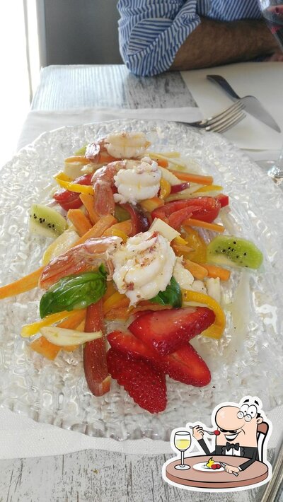 Platti al Encanto White Beach Restaurant