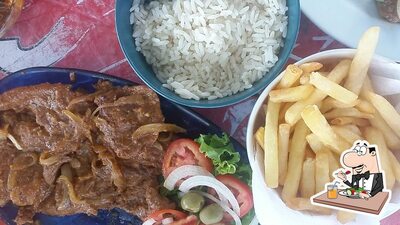 Comida em Barraca Central